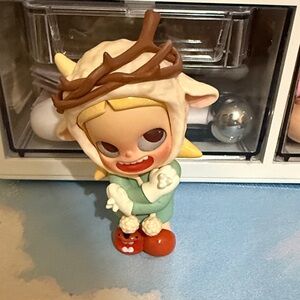 Zsiga curing hug popmart no card